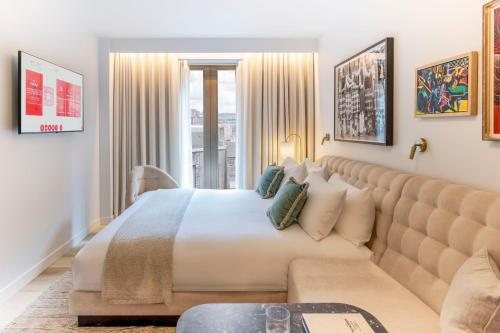 Virgin Hotels Edinburgh — Guest room