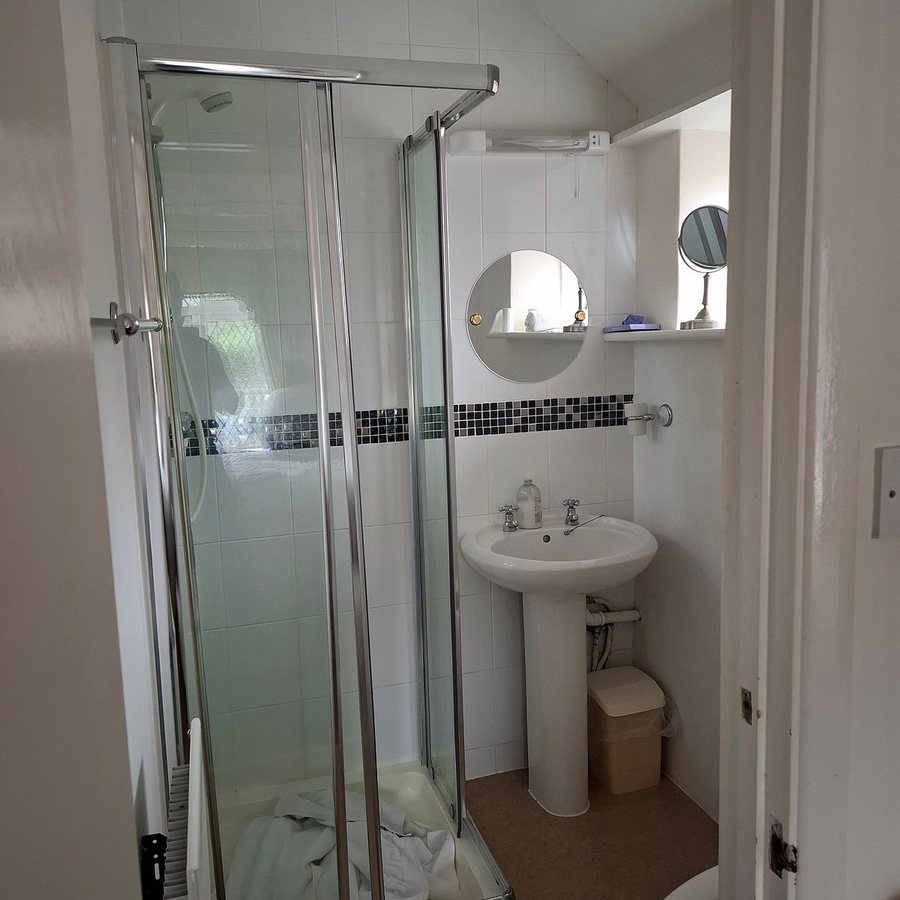 Virginia Park Lodge — Bathroom
