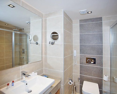 Vizyon City Hotel Istanbul — Bathroom