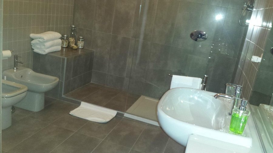 Vmaison Brera Milano — Bathroom