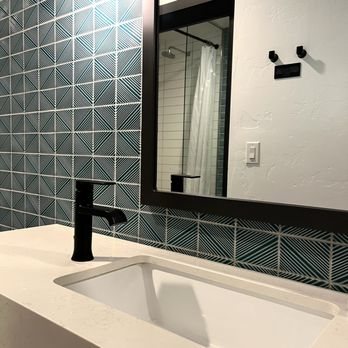 Voco The Tuxon by IHG — Bathroom