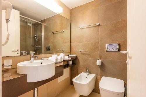 VOI Daniela Essentia — Bathroom