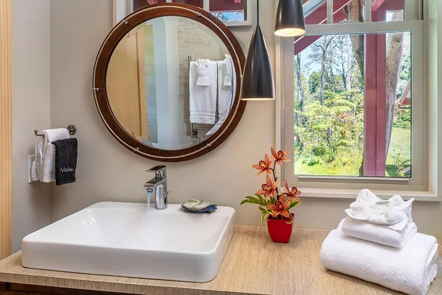 Volcano Village Estates — Bathroom
