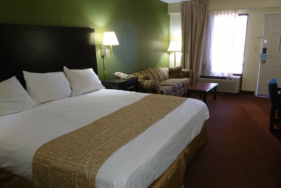 Volunteer Park Family Campground — Guest room
