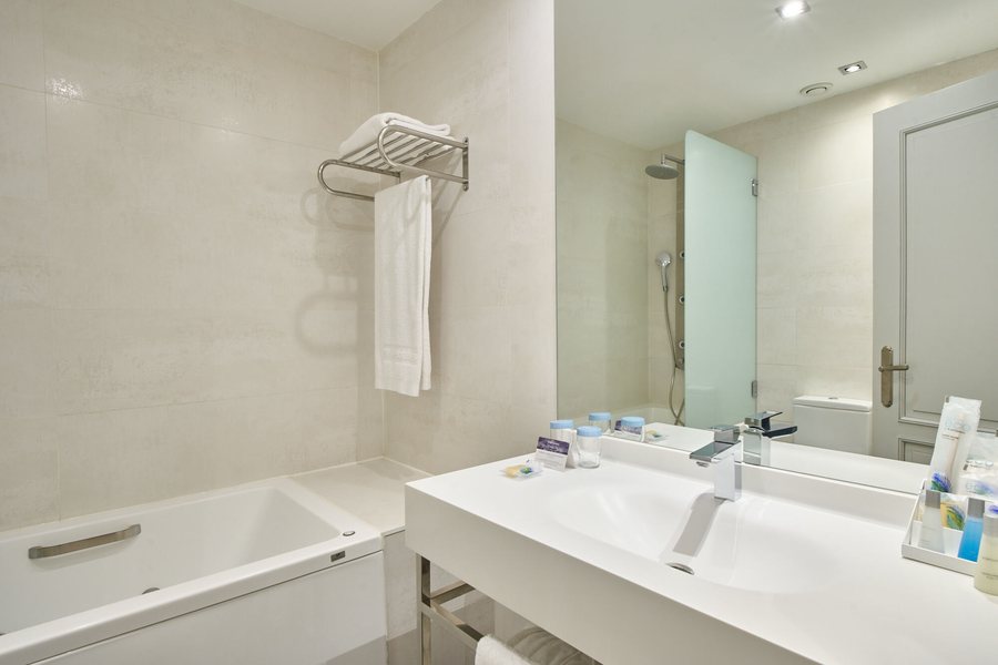 Vp Jardin De Recoletos — Bathroom