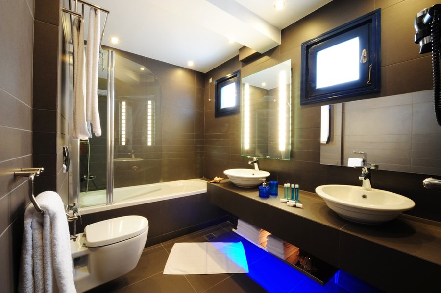 Vrahos Boutique Hotel — Bathroom