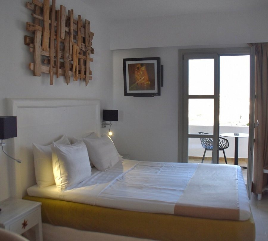 Vrahos Boutique Hotel — Guest room