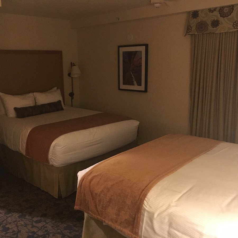 VRI Streamside at Vail Aspen — Guest room