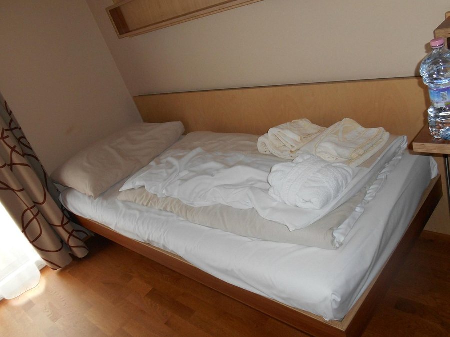 Vulkan Wellness Hotel Camping — Guest room