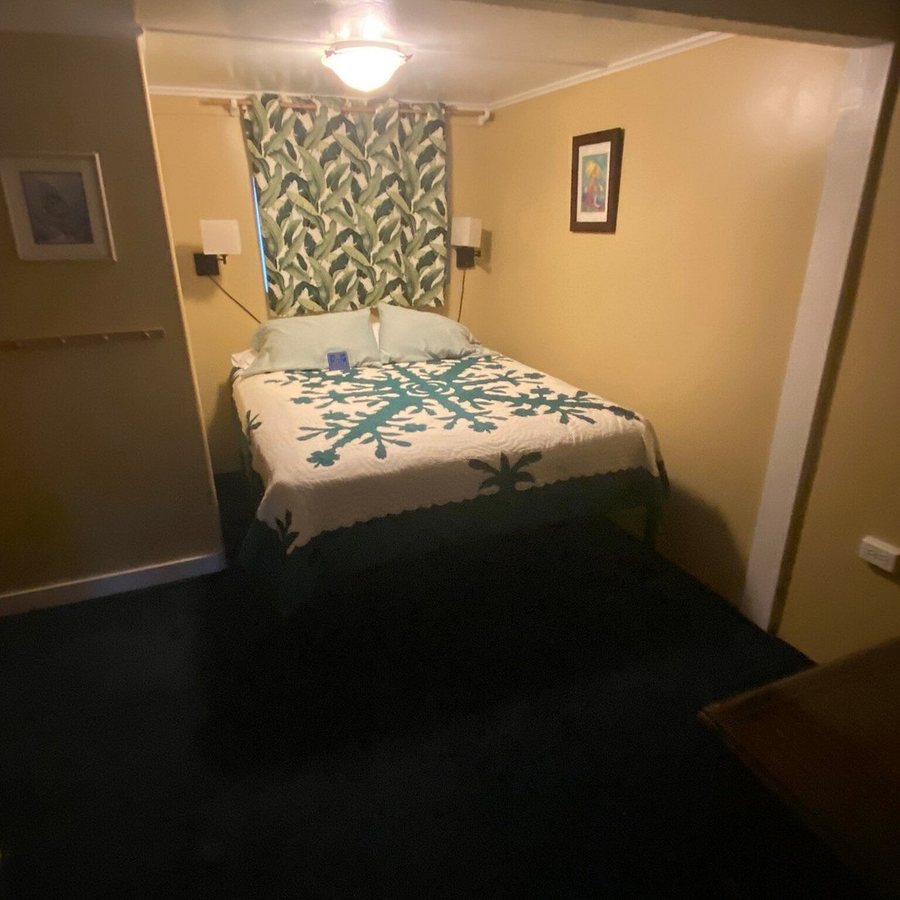 Wailuku Guesthouse — Guest room