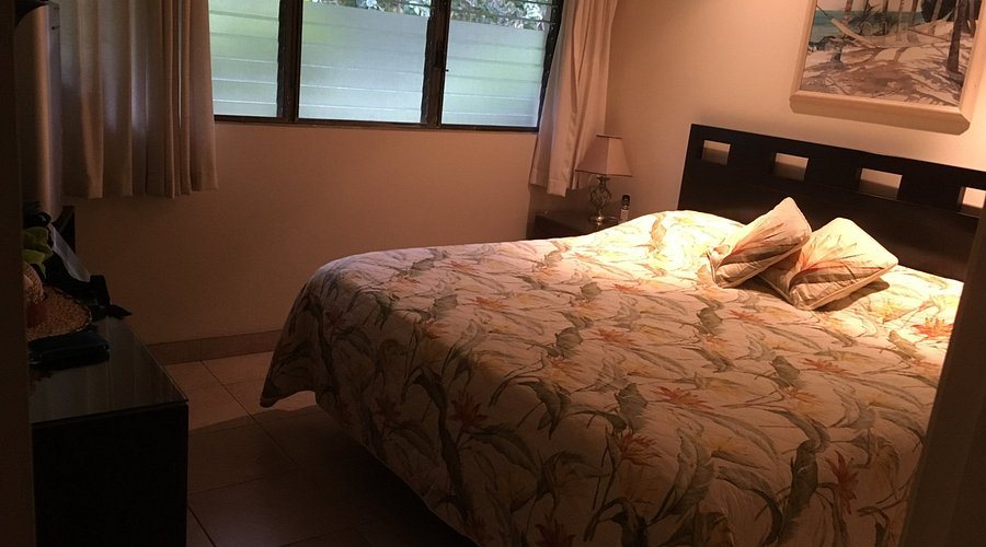 Waiohuli Beach Hale — Guest room