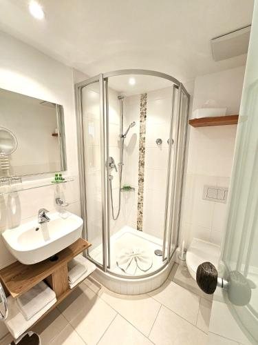 Waldesruhe Nature Hotel — Bathroom
