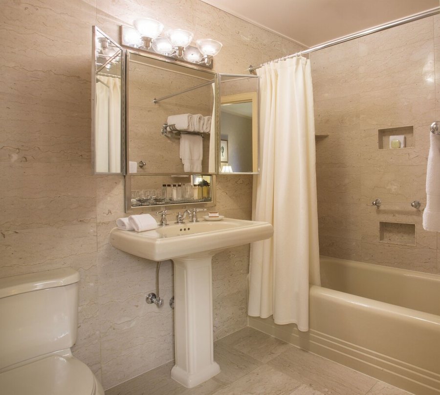 Waldorf Astoria New York New York City New York — Bathroom