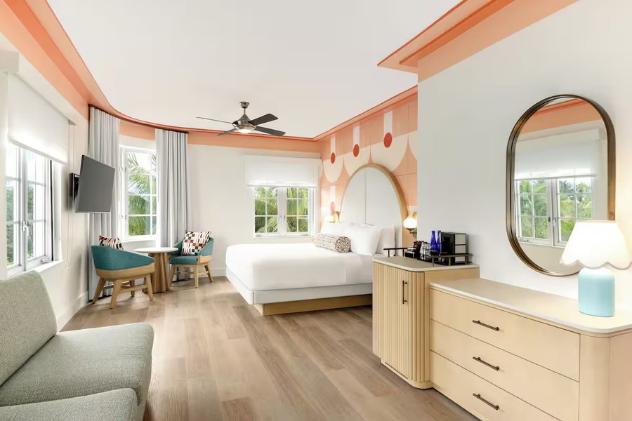 Waldorf Towers South Beach Miami Beach Florida — Guest room
