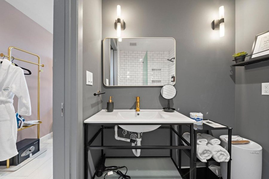Wanderstay Boutique Hotel — Bathroom