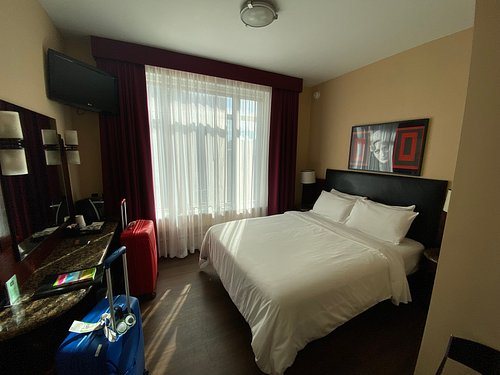 Washington Square Hotel New York City New York — Guest room