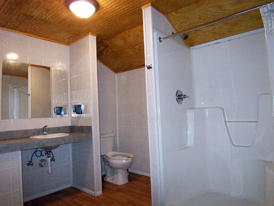 Water s Edge RV Cabin Resort — Bathroom