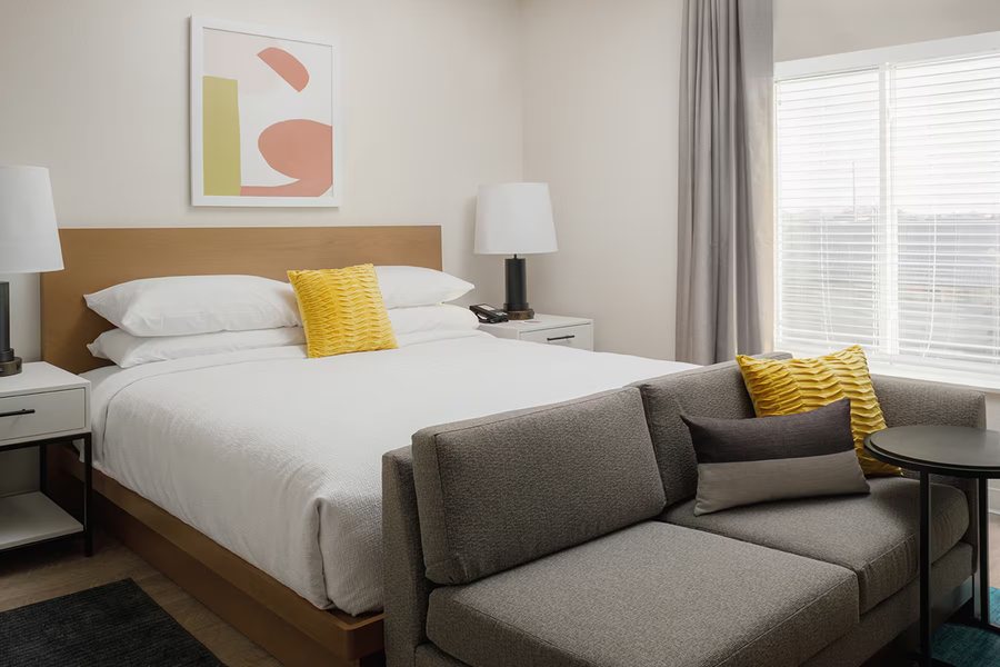 WaterWalk Huntsville — Guest room