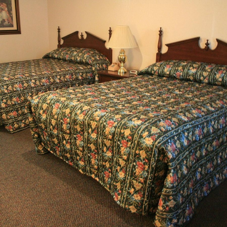 Weaverville Victorian Inn — Guest room
