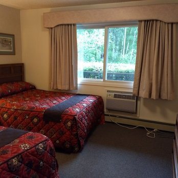 Wedgewood Resort — Guest room