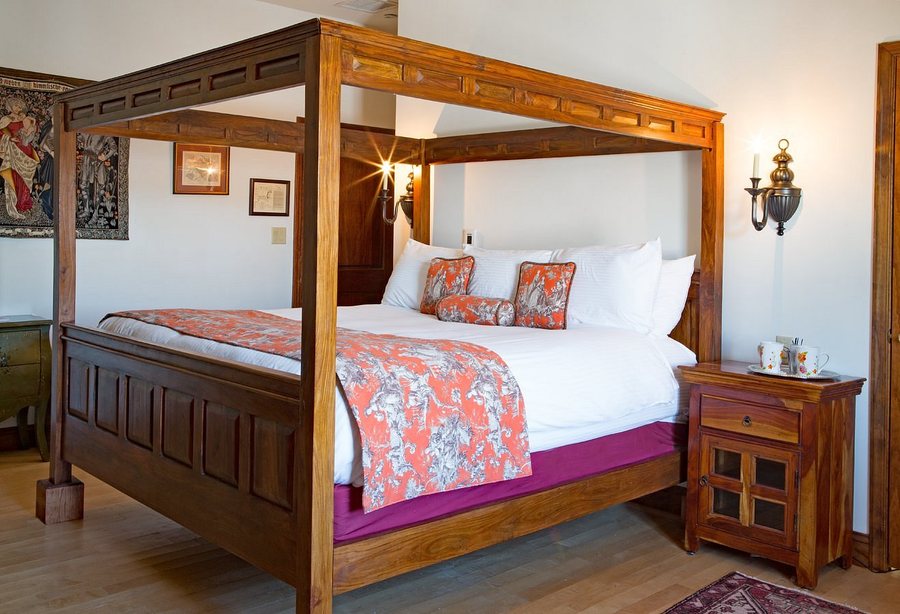 Wedmore Place — Guest room