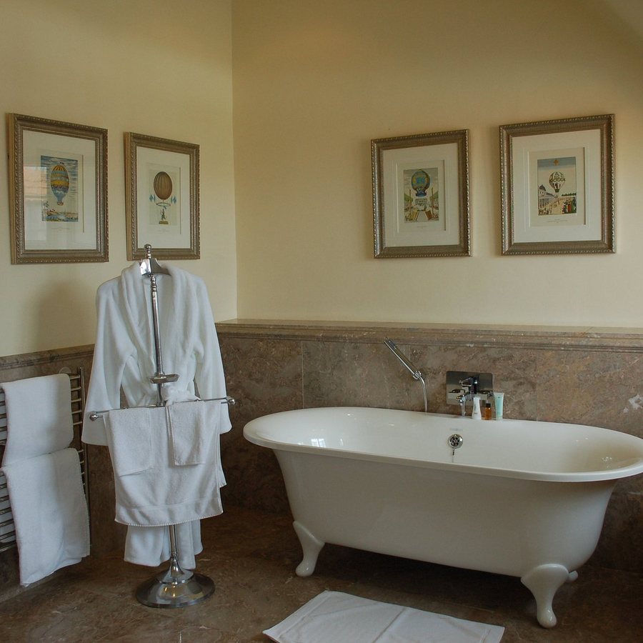 Welgelegen Manor — Bathroom