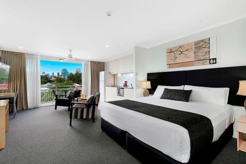 Wellington Apartment Hotel — Guest room