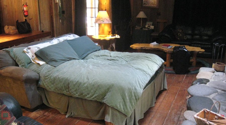 Wellspring Spa At Mt Rainier — Guest room
