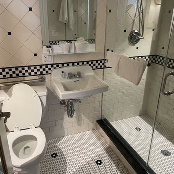 West 46th Street Apartment — Bathroom