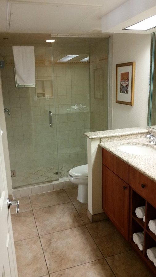 Westgate Las Vegas Resort Casino — Bathroom
