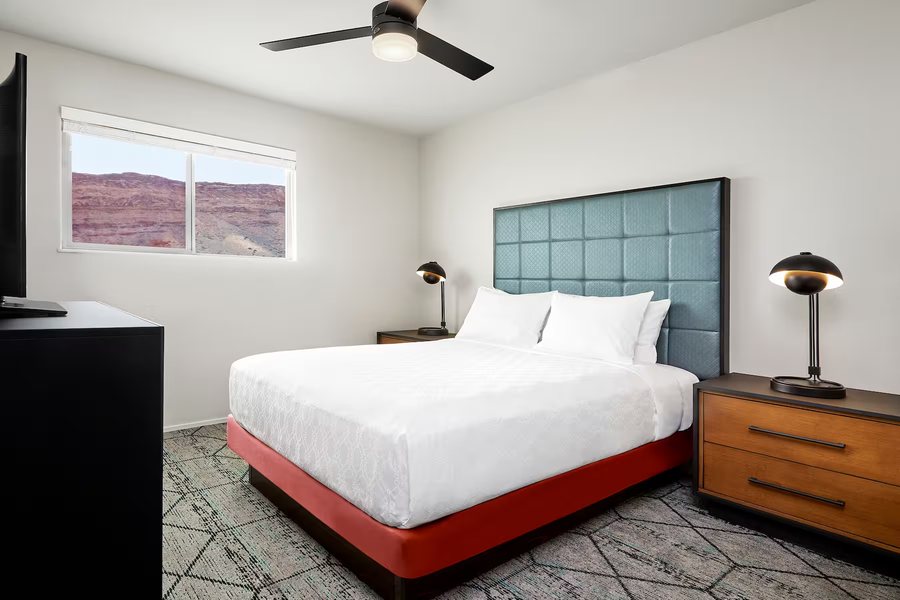 Westside Flats — Guest room