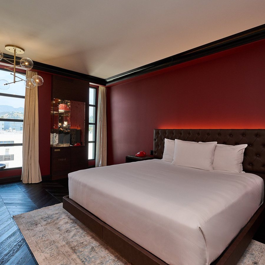 Whisky Hotel Los Angeles California — Guest room