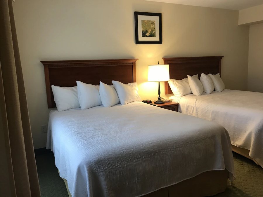 White River Inn and Suites — Guest room