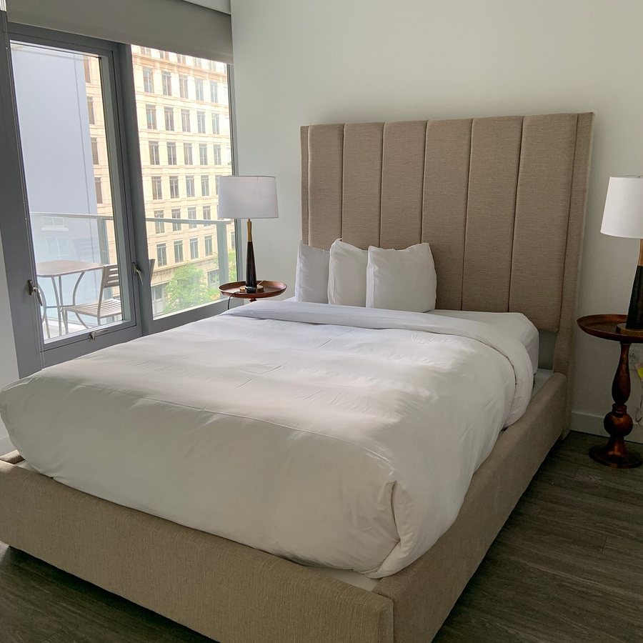 WhyHotel — Guest room