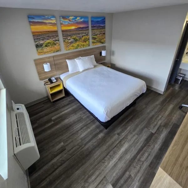 Wichita Falls RV Park — Guest room