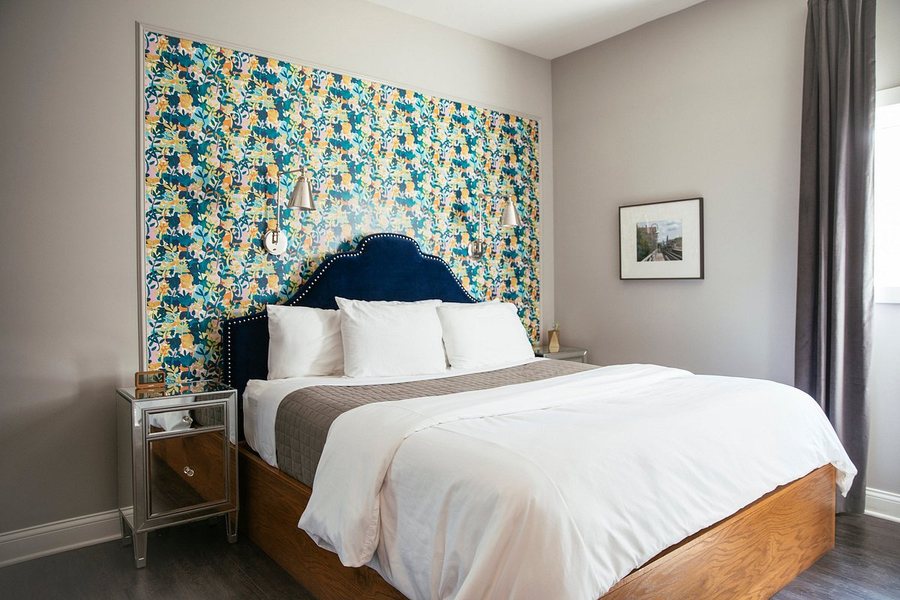 Wicker Park Inn — Guest room