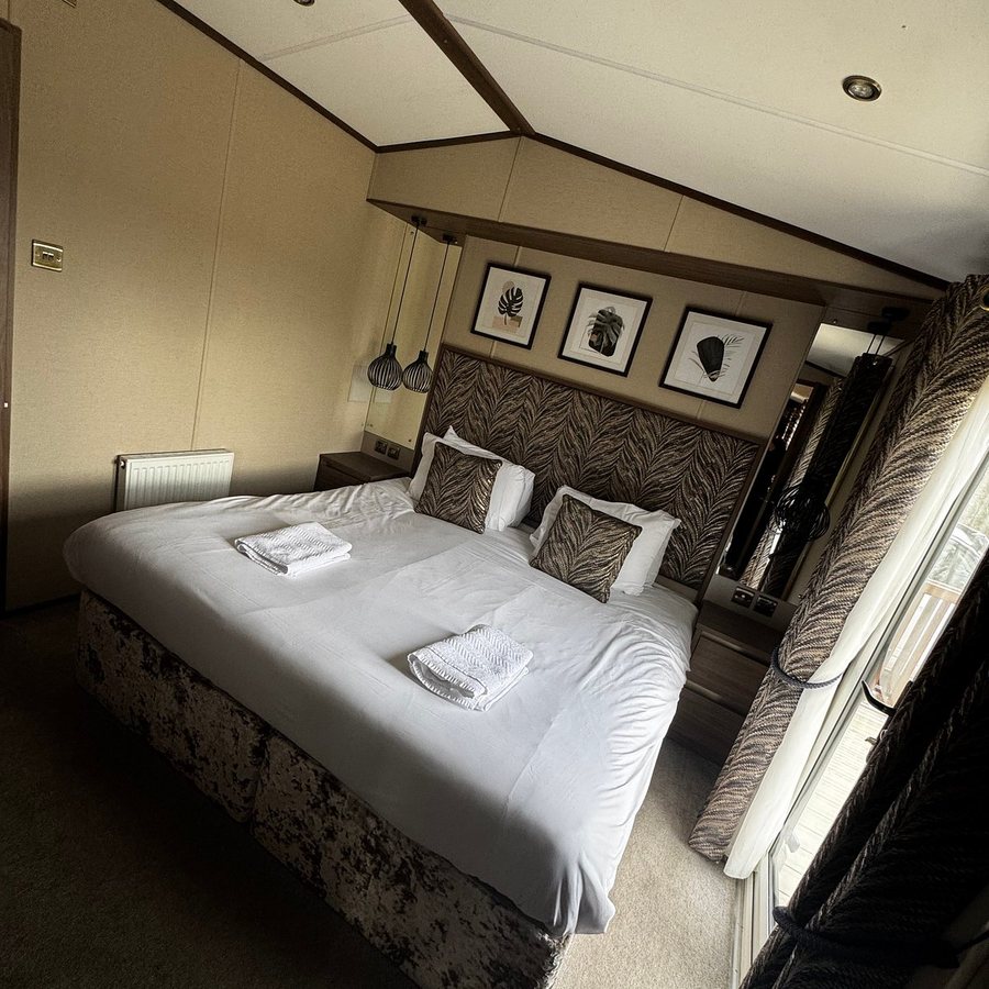 Wild Rose Holiday Park — Guest room