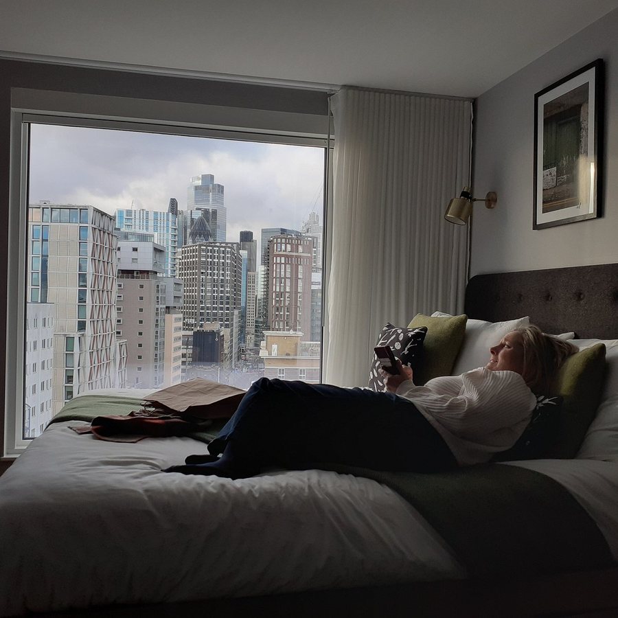 Wilde Aparthotels London Aldgate Tower Bridge — Guest room