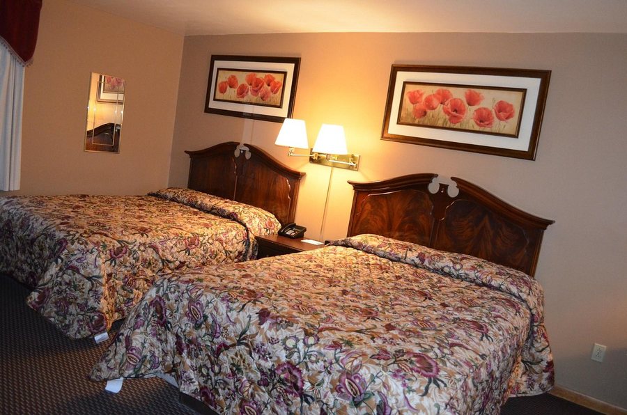 Williamstown Motel — Guest room