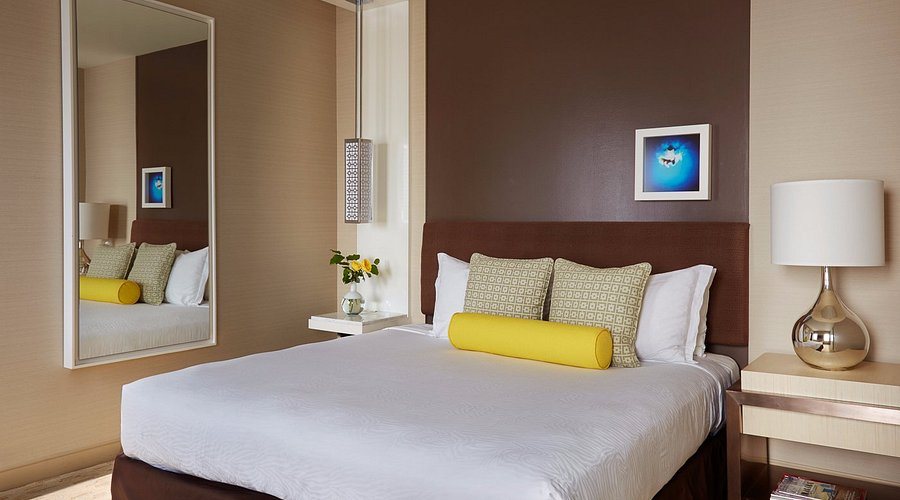 Wilshire Orange Hotel Los Angeles California — Guest room