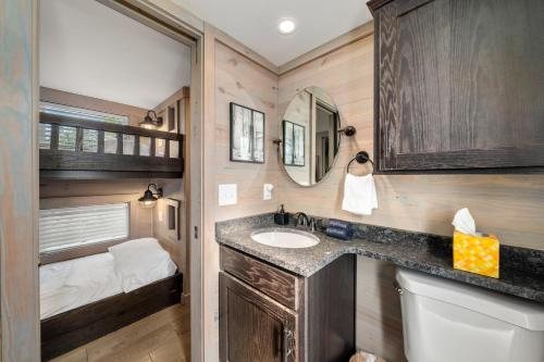 Wilson s Riverfront RV Park — Bathroom