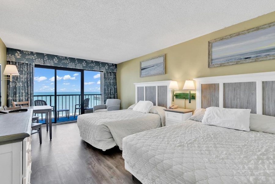 Windsurfer Hotel — Guest room