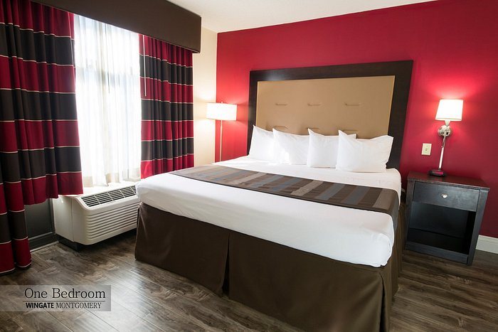 Wingate by Wyndham Montgomery — Guest room