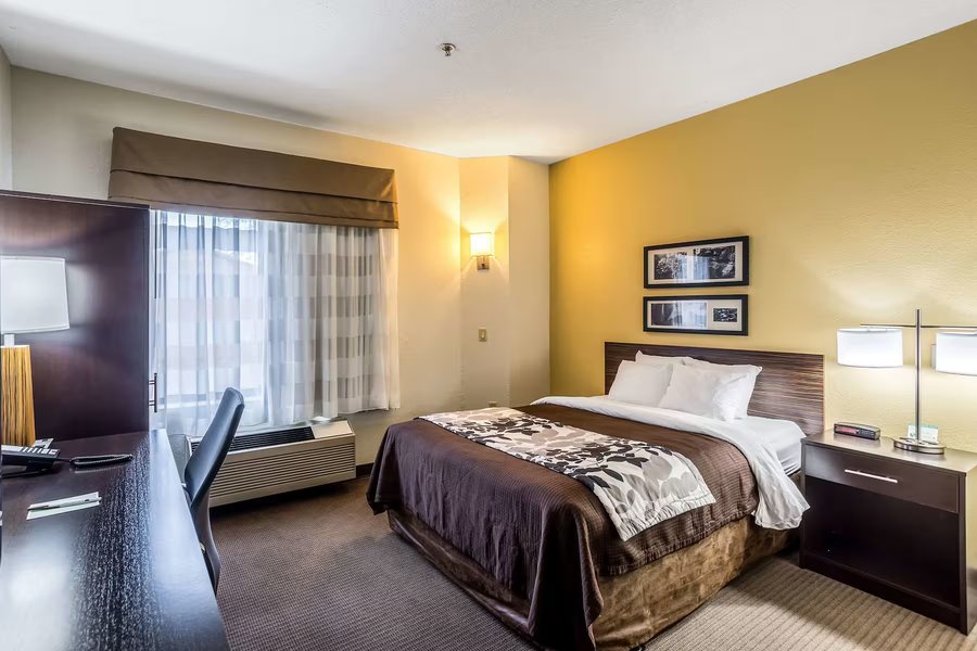 Wingate by Wyndham Owensboro — Guest room