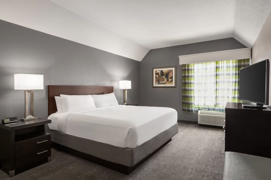 Wingate by Wyndham Port Wentworth Savannah Area — Guest room