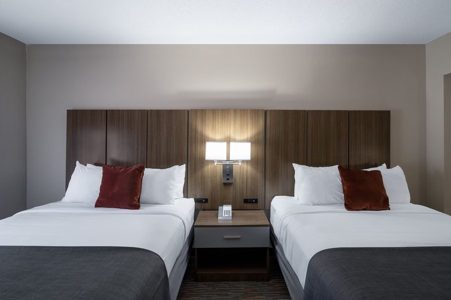 Wingate by Wyndham Ridgeland — Guest room