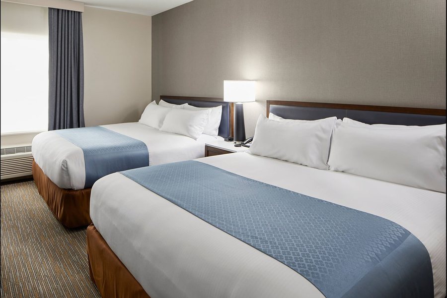 Wingate by Wyndham Somerset — Guest room