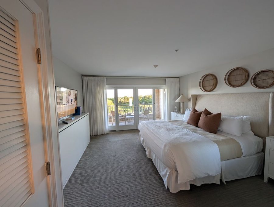 Winnetu Oceanside Resort — Guest room