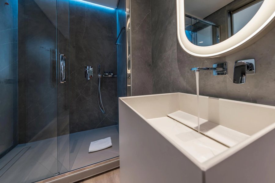 WinShape Retreat — Bathroom