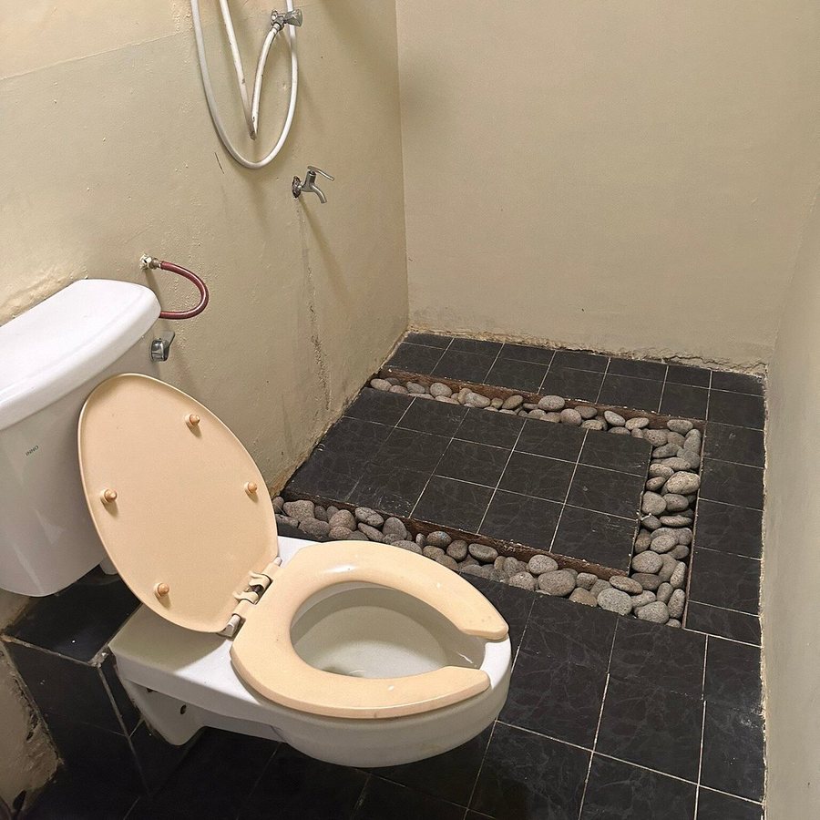 Wisana Village Redang Island — Bathroom